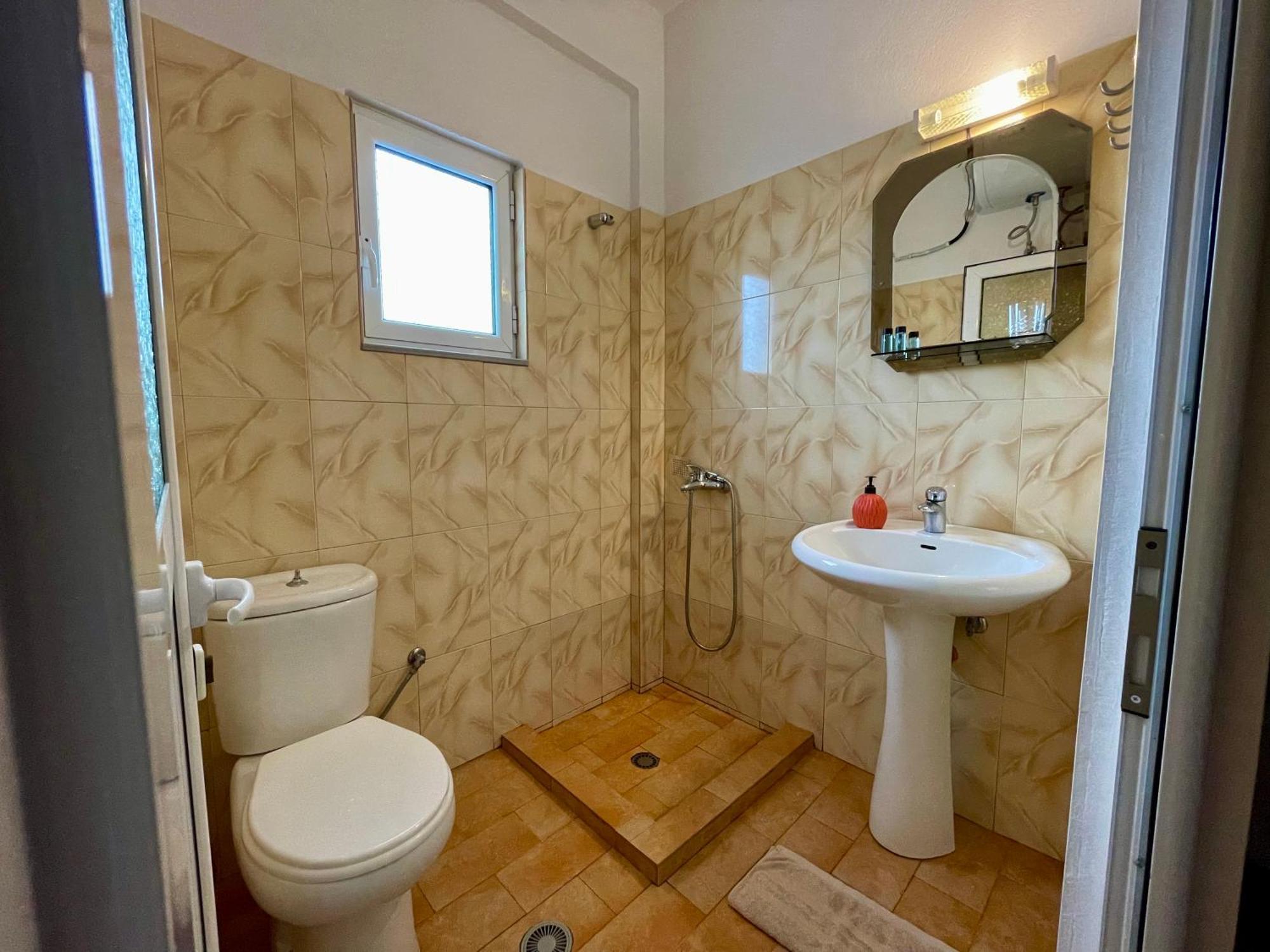 Marku Palace Ksamil Zimmer foto