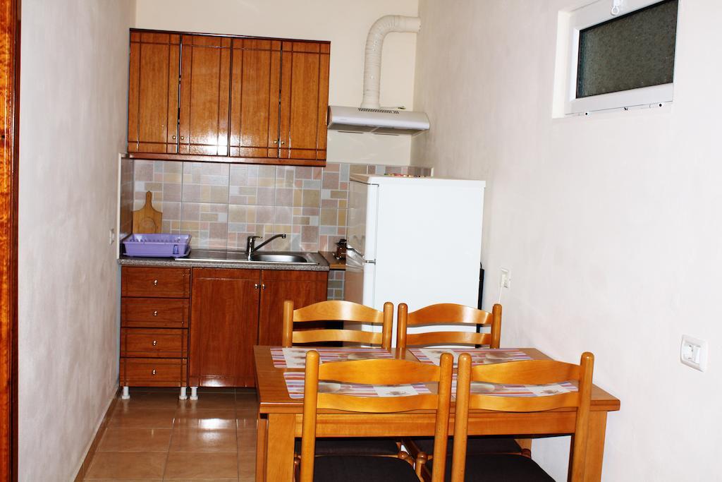 Marku Palace Ksamil Zimmer foto